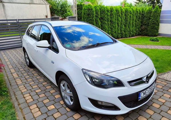 samochody osobowe Opel Astra cena 31900 przebieg: 167000, rok produkcji 2014 z Strzelno